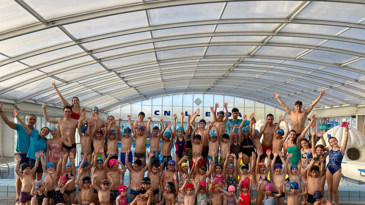El CN Lleida celebra su 'Pool Party'