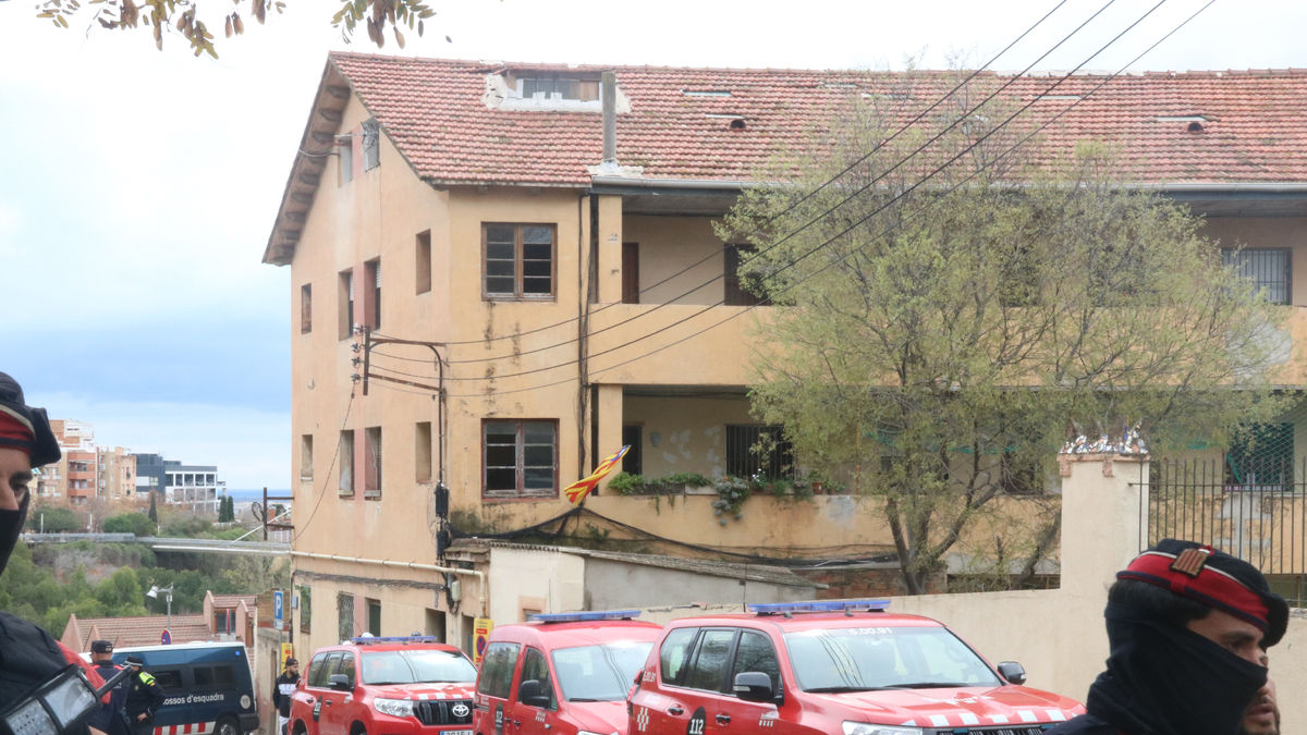 Vecinos se resisten a irse del bloque en riesgo por ruina en Esplugues - ACN