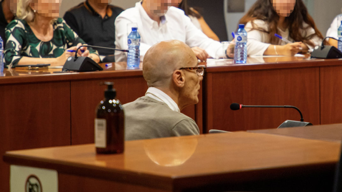 El procesado, durante el juicio que se celebró el pasado octubre en la Audiencia de Lleida. - SEGRE