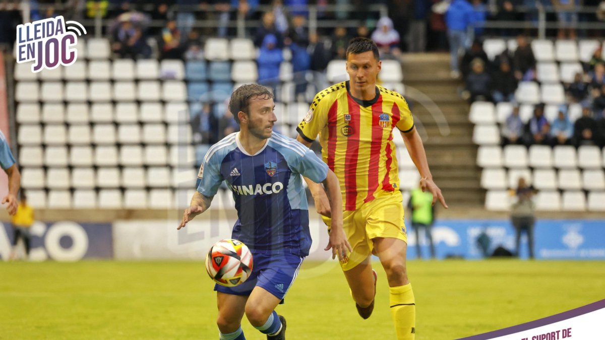 Una acción del partido en el Camp d'Esports.