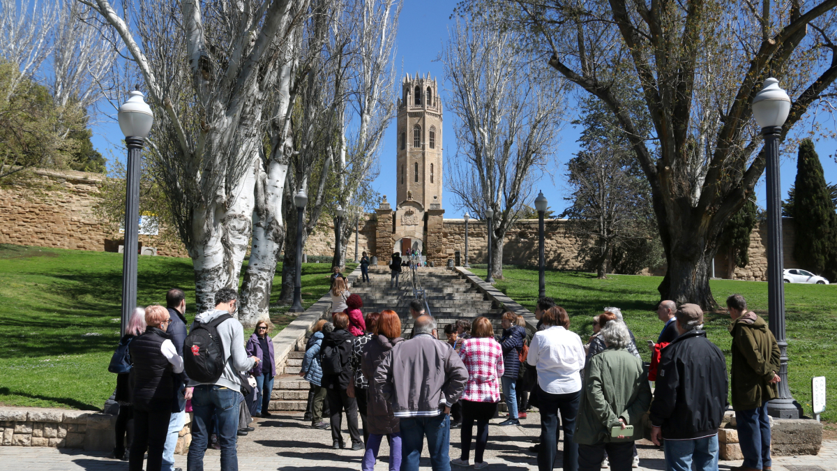 Visitantes en la Seu Vella de Lleida.