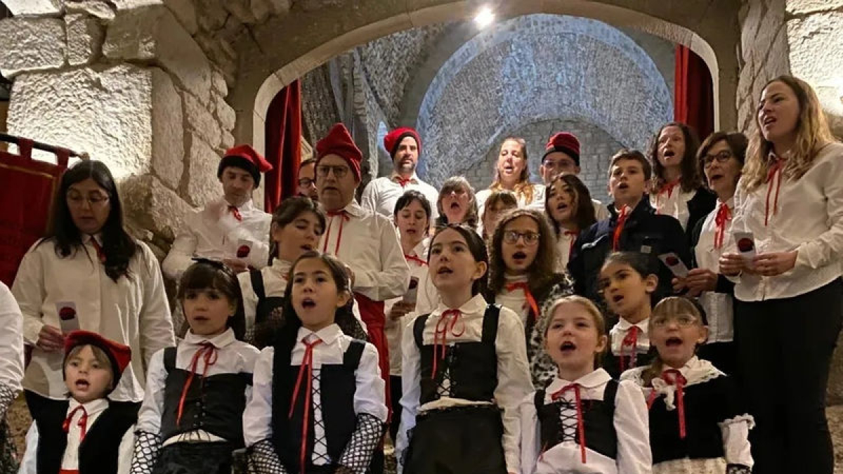 Olius recupera les caramelles amb diverses cantates pel municipi - AJUNTAMENT D’OLIUS