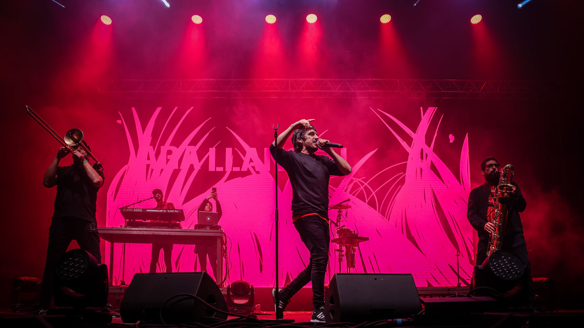Zoo se despide de Barcelona en uno de sus últimos conciertos - ACN