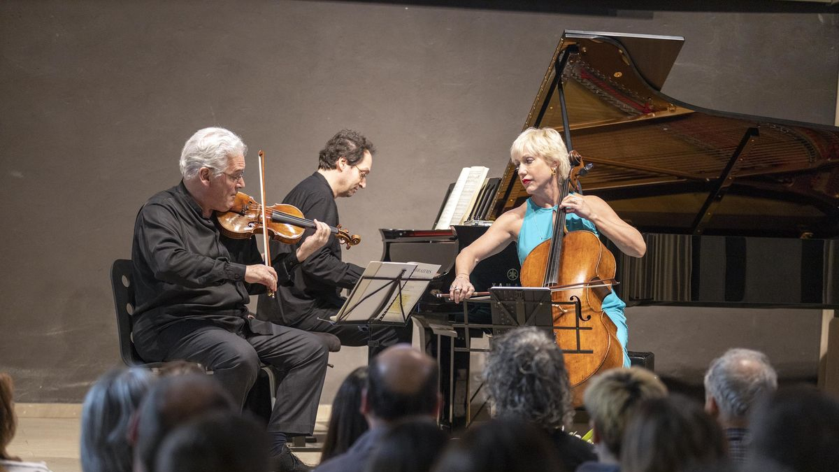 Concabella clausura el festival de música con la actuación del Trio Zukerman - X.SANTESMASSES