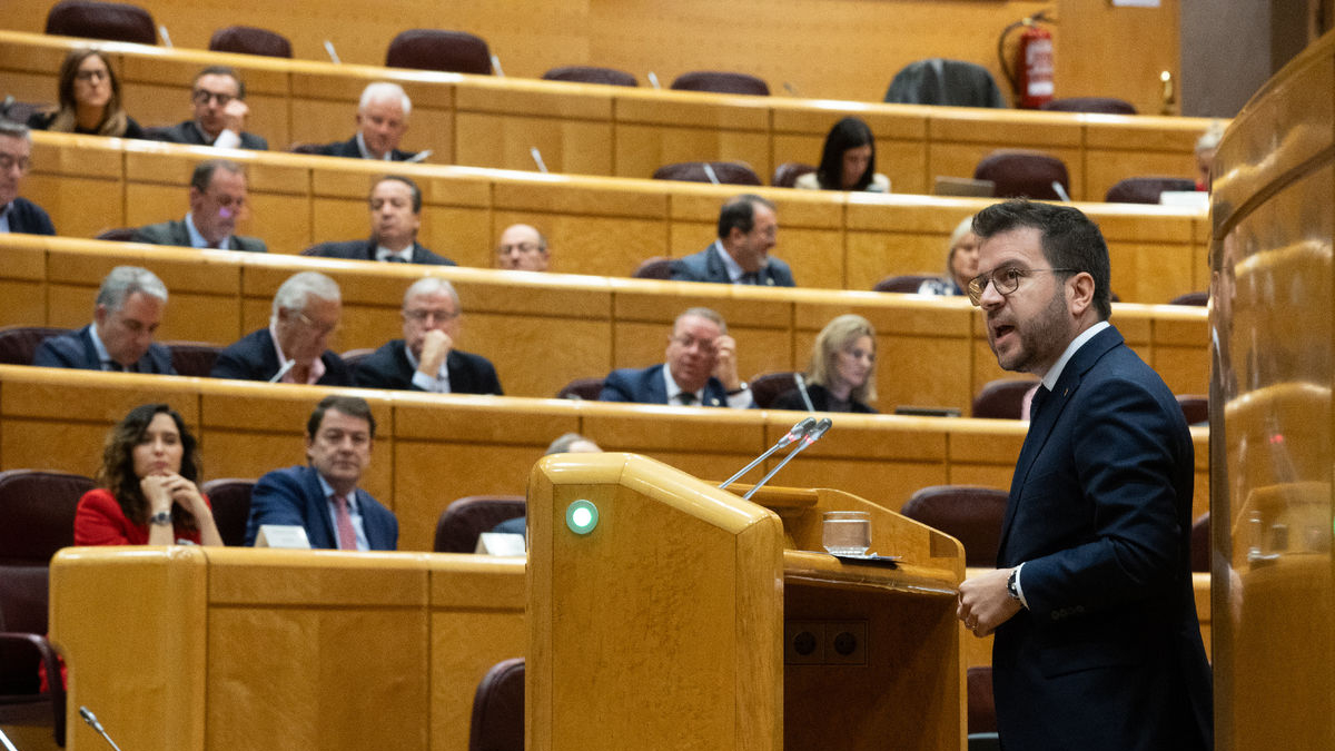 Pere Aragonès defensa l’amnistia al Senat davant de l’atenta mirada d’Ayuso i Fernández Mañueco. - EUROPA PRESS