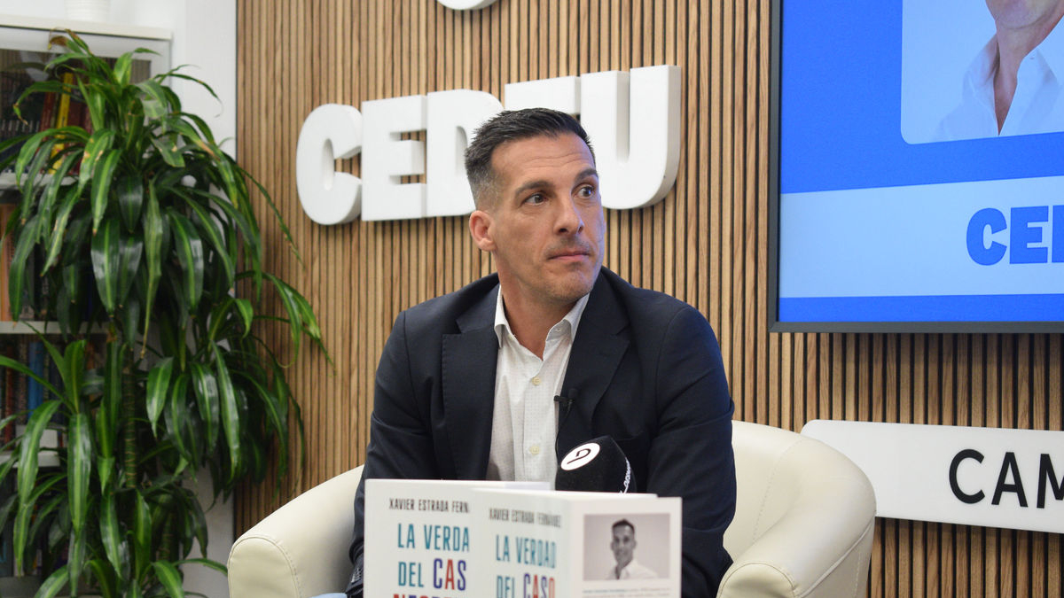 Xavier Estrada Fernández, ahir a la presentació del seu llibre.