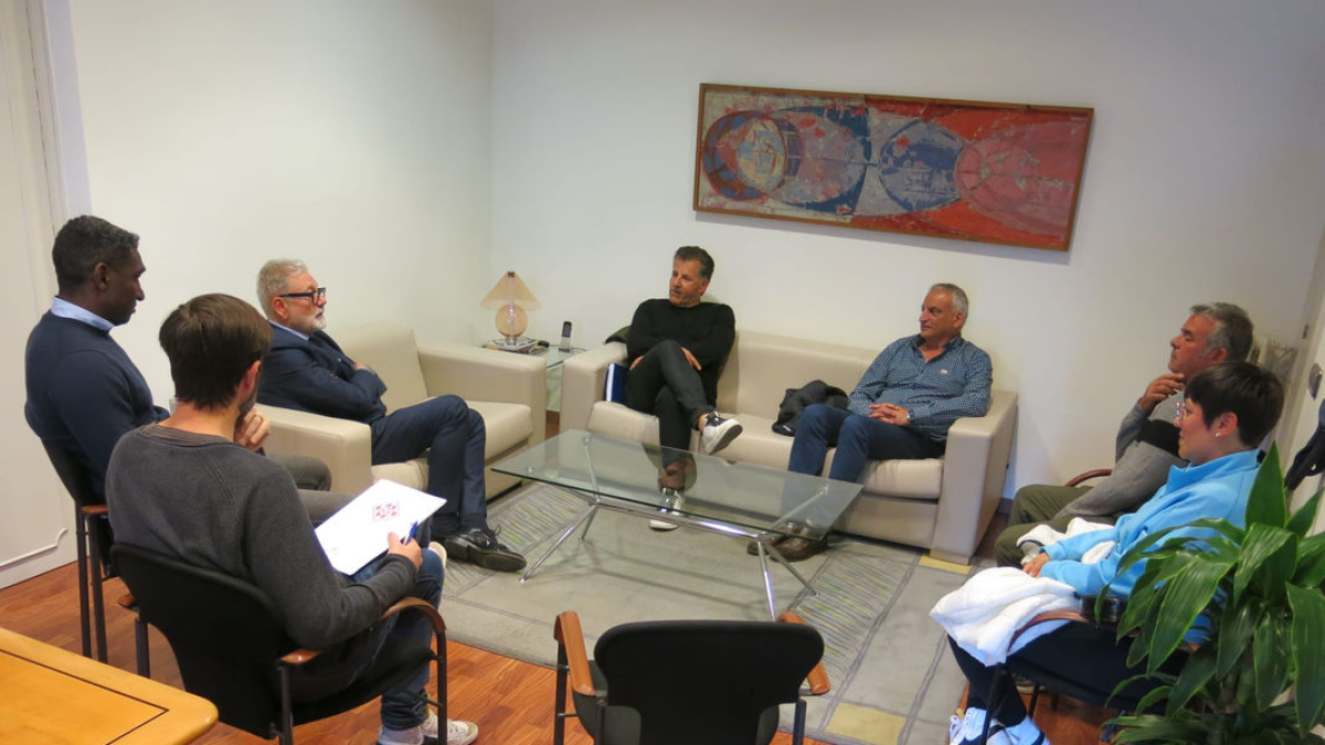 Un moment de la reunió feta ahir entre la Paeria i l’AEM. - PAERIA