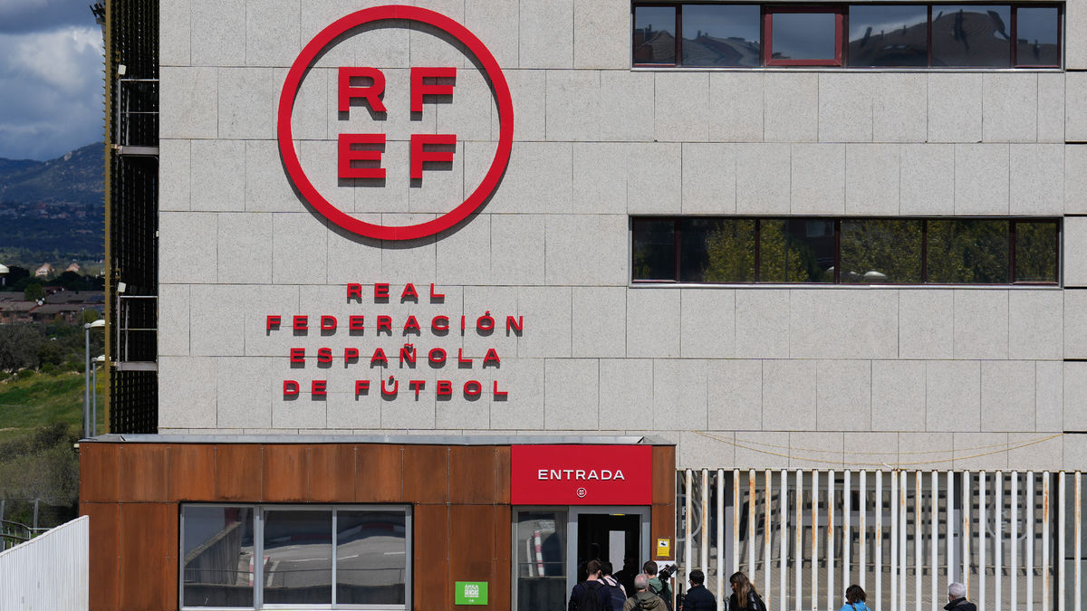 Imagen de la sede de la Federación Española de Fútbol. - EFE