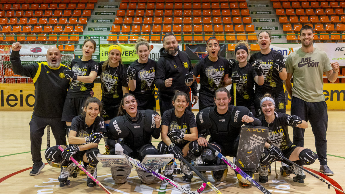 La plantilla del Vila-sana, dijous a l’Onze de Setembre on va fer l’últim entrenament. - JORDI ECHEVARRIA