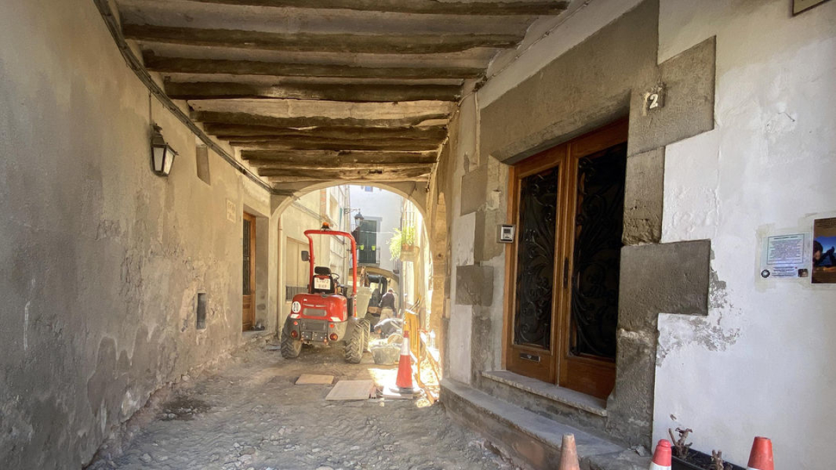 La calle de la Iglesia en el centro histórico de la localidad. - X.S.