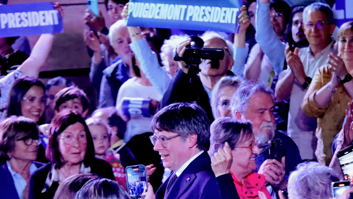 Puigdemont a su llegada ayer al mitin electoral celebrado en Argelers (Catalunya Nord). - ACN