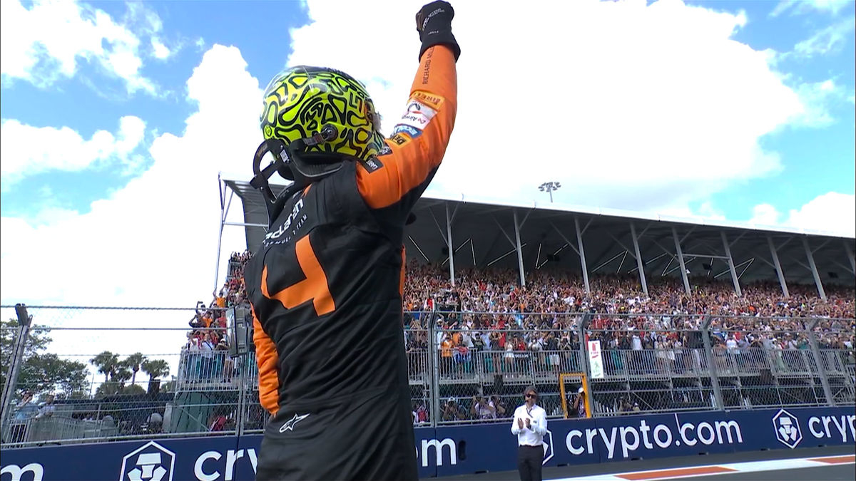Norris celebra el triomf a la recta del circuit de Miami. - F1