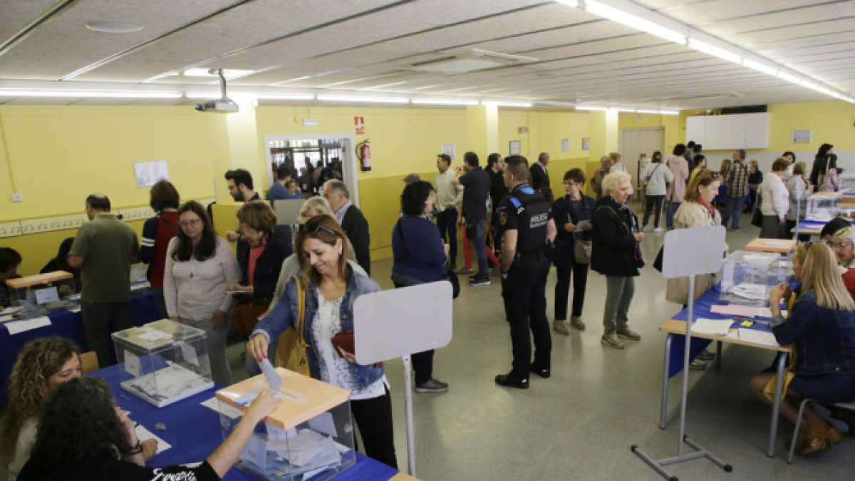 Imatge d'arxiu d'un col·legi electoral a Lleida.