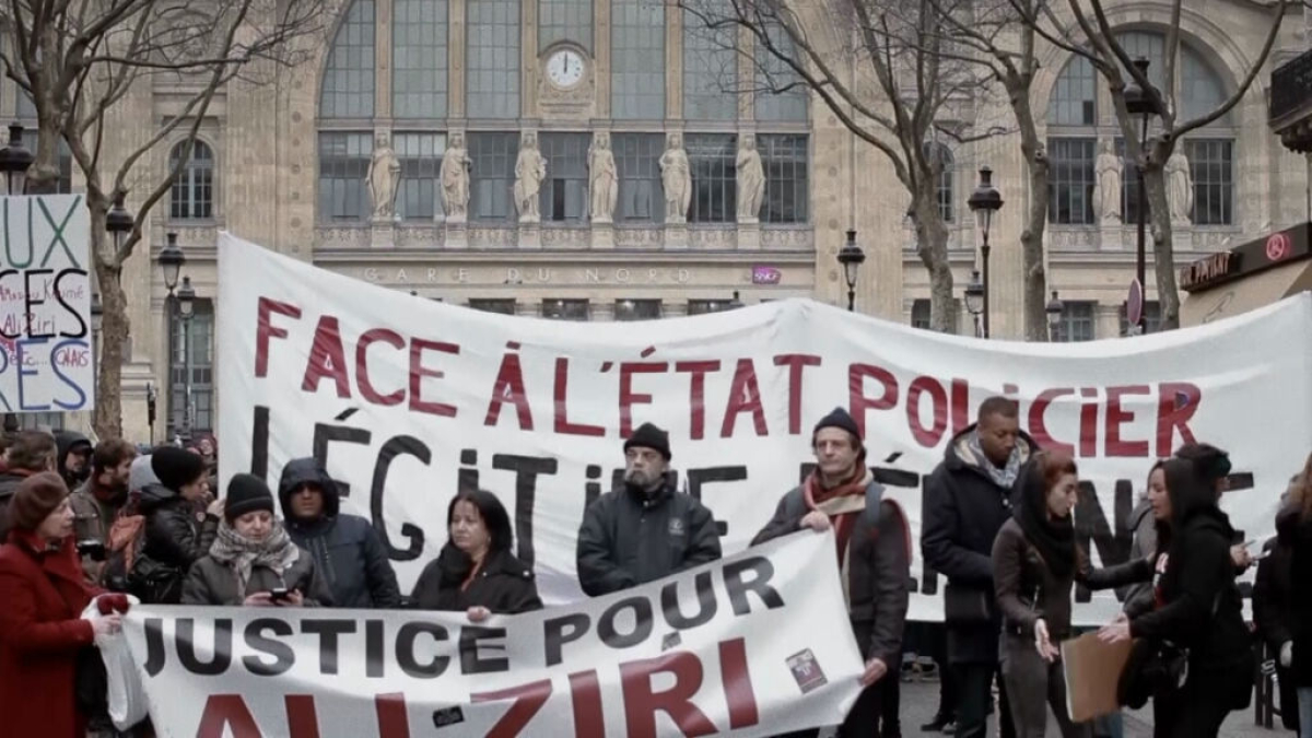 Protesta en recuerdo de Ali Ziri, que murió tras un control policial. - 3CAT