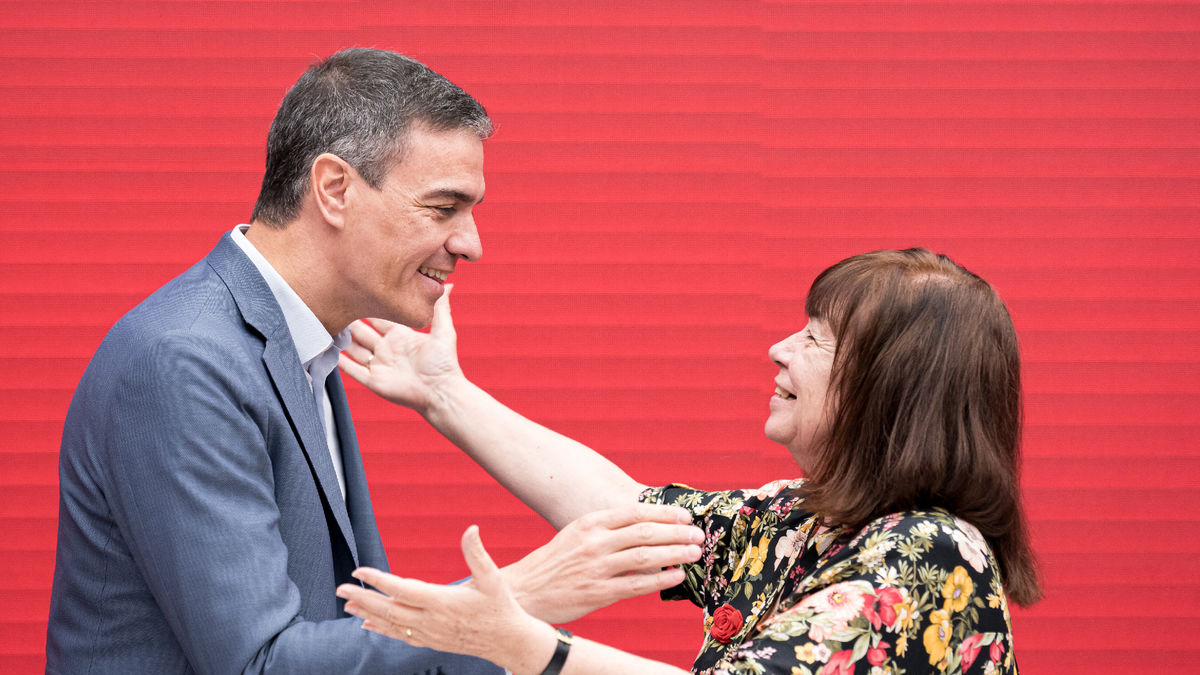 El presidente español, Pedro Sánchez, fue recibido con una ovación e la Ejecutiva Federal del PSOE. - EUROPA PRESS