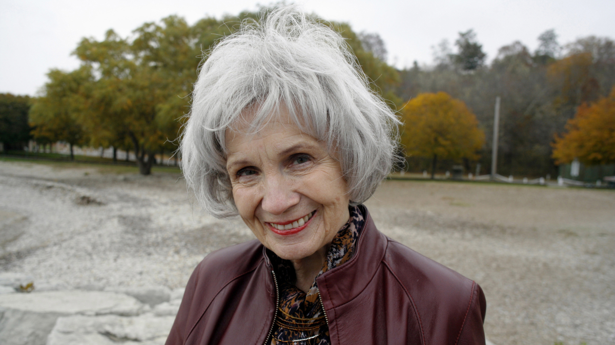 Alice Munro.