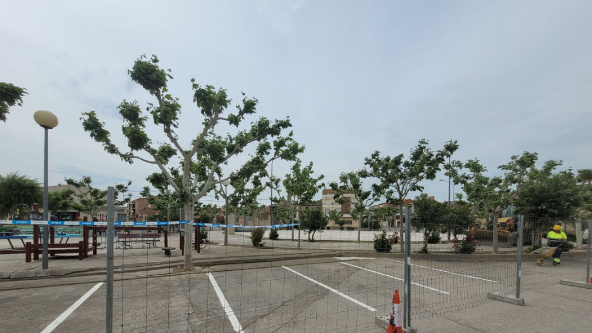 Esta semana se han iniciado las obras en la plaza. - A. MAIALS
