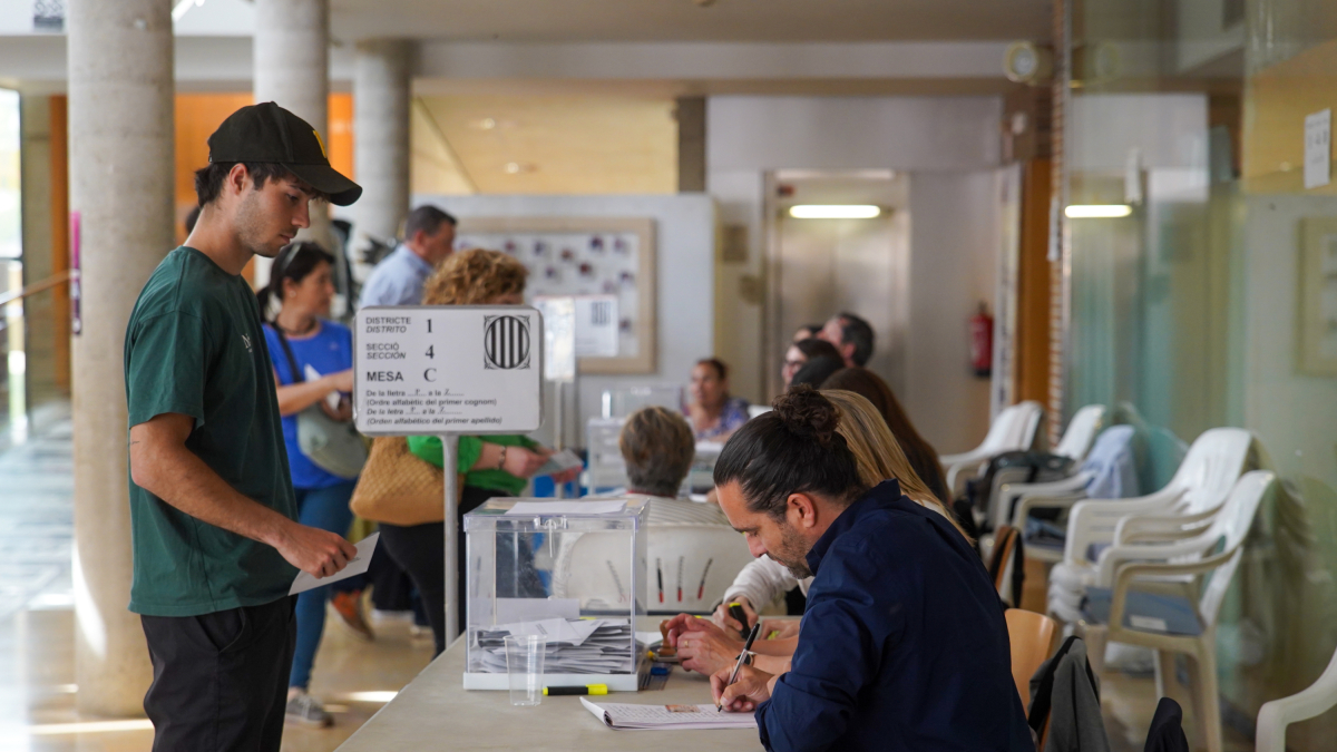 Una mesa electoral el passat diumenge 12 de maig al barri de Balàfia, a Lleida.