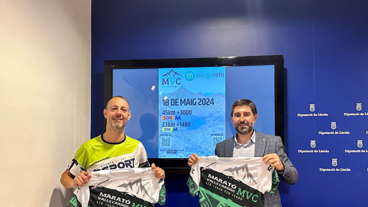 Xavier de la Fuente, conegut com a Xavi Thai, amb Òscar Martínez ahir en la presentació. - DIPUTACIÓ DE LLEIDA