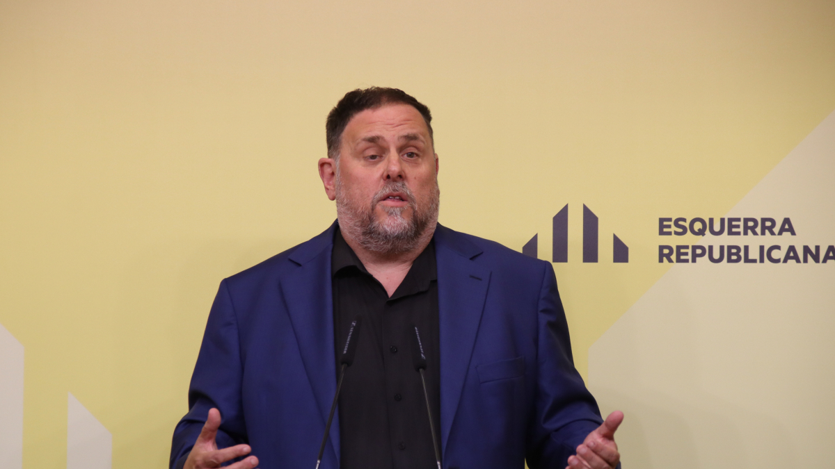 Oriol Junqueras, presidente de ERC, durante una rueda de prensa en la sede del partido.