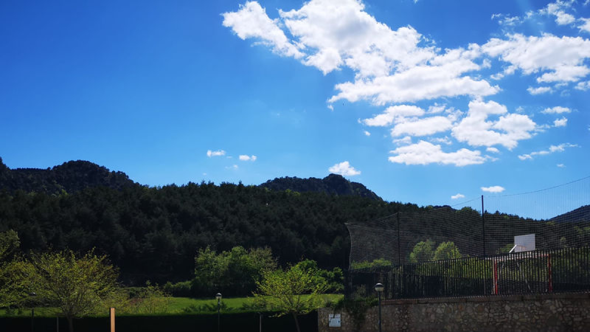 La piscina local de Sant Llorenç.