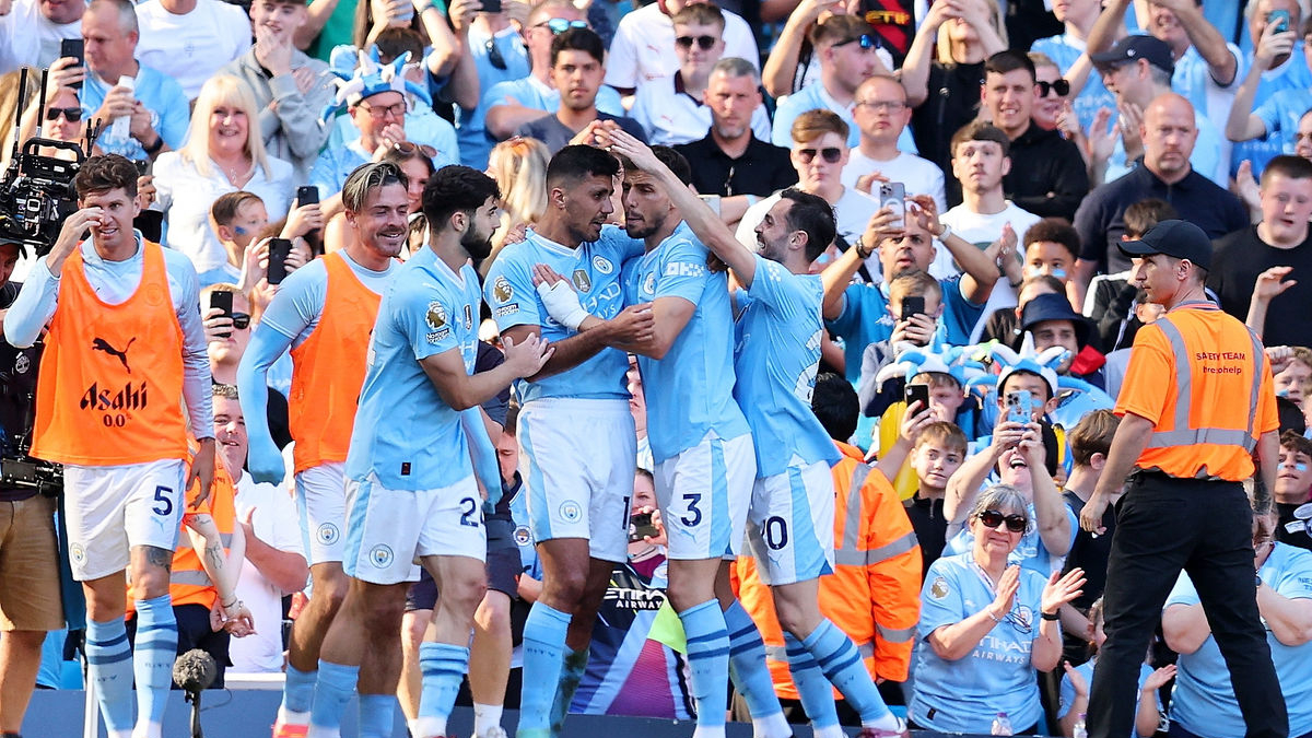 Els jugadors del City celebren un dels seus gols. - EFE/EPA/ASH ALLEN