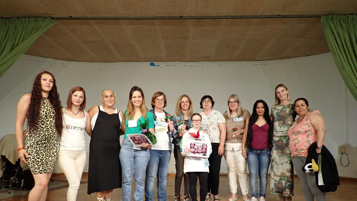 Mural de les internes de la presó de Ponent que empodera les dones