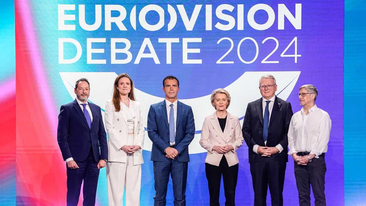 Els líders de les sis principals candidatures a les europees van confrontar idees en un debat ahir. - EFE