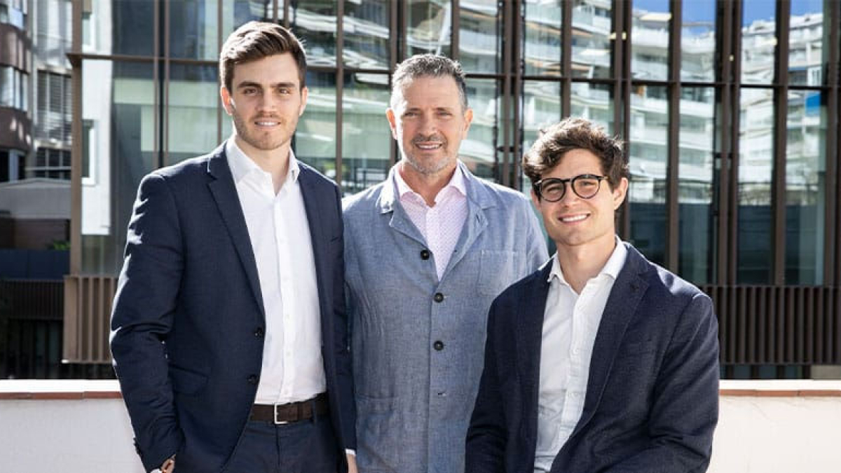 Joan Montaner i els seus fills, la nova generació del grup. - GRUP MONTANER