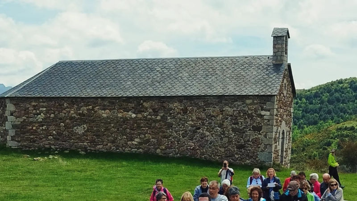 Desenes de veïns a l'aplec de l'ermita de la Mola - A.P.S.