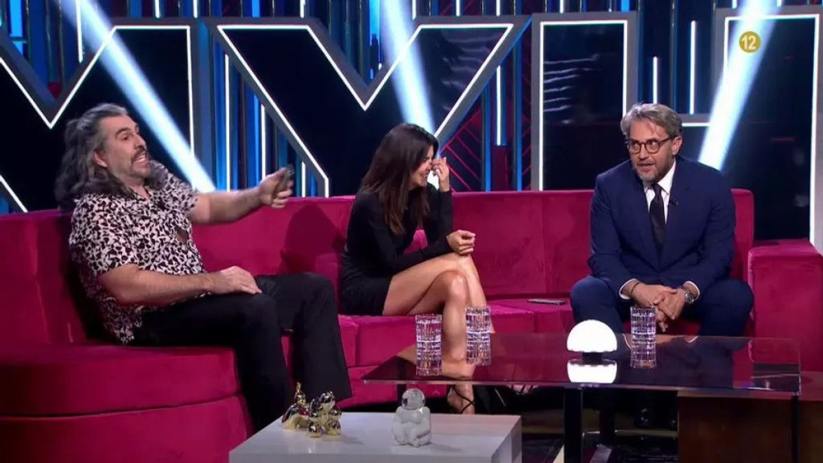 Trío de artistas en Cuatro - MEDIASET