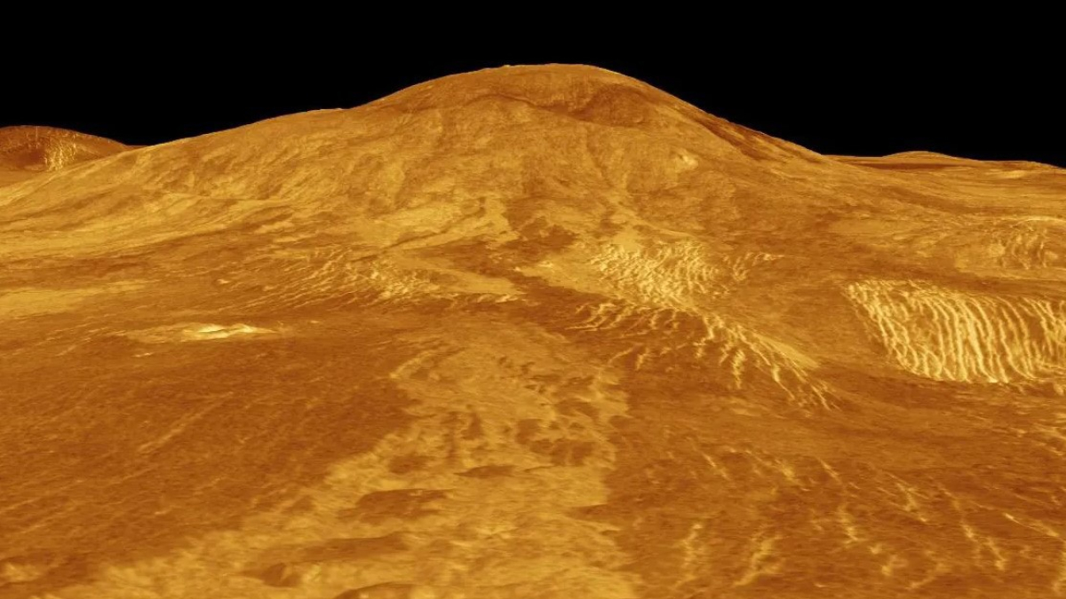 Aquest model 3D generat per ordinador de la superfície de Venus mostra el volcà Sif Mons, que mostra signes dactivitat contínua.