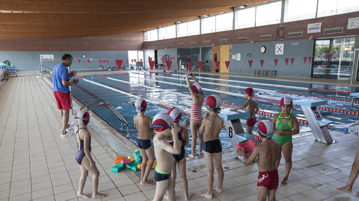 La piscina coberta del complex esportiu municipal. - X.S.
