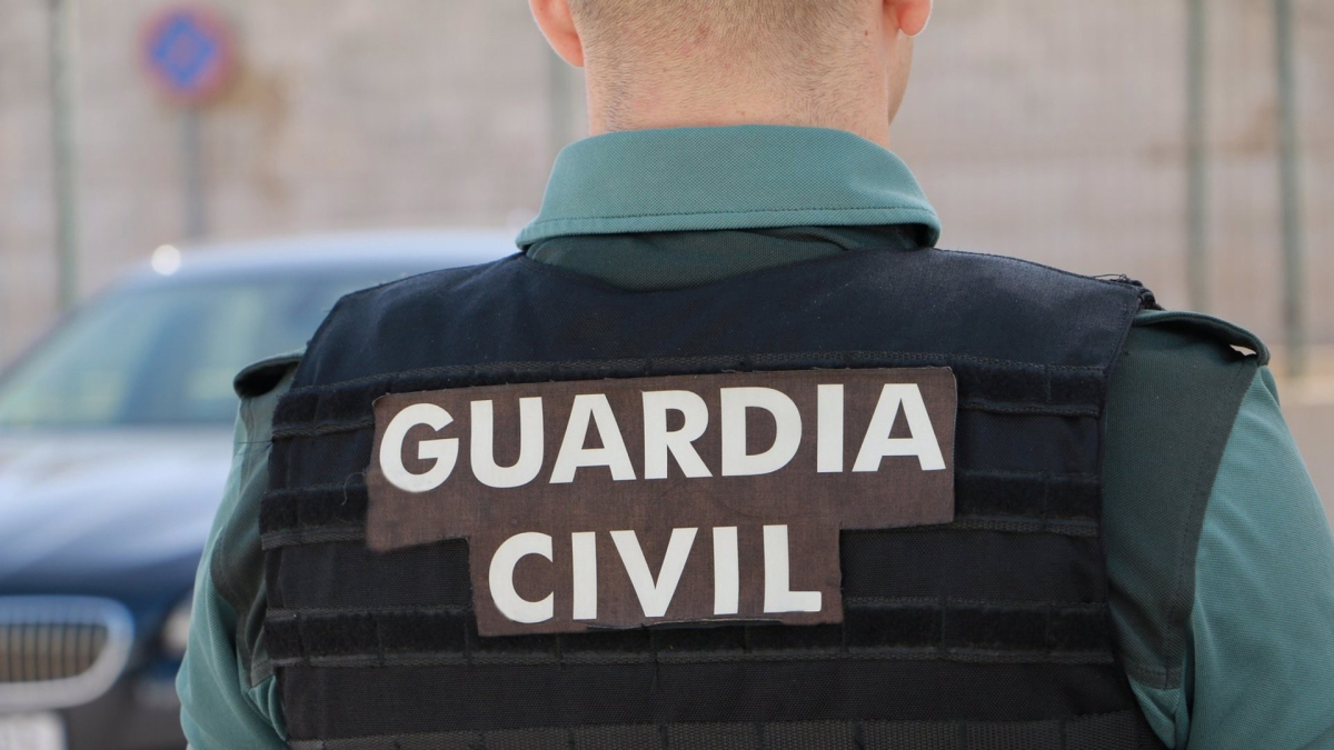 GUARDIA CIVIL - Archivo