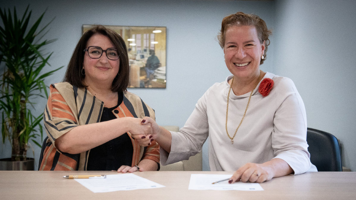 Anna Sàez, directora de SEGRE, i Elena de Carandini, presidenta de la Fundació Raimat Lleida. - JAUME BARRULL