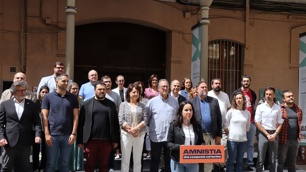 Líderes de Òmnium, ERC, Junts, CUP y ‘comuns’ presentaron ayer un manifiesto en favor de la amnistía. - EFE