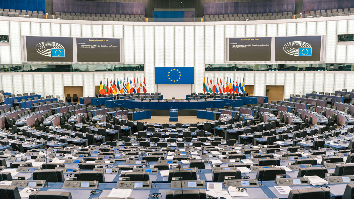 Vista general del hemiciclo del Parlamento Europeo,que representa a los ciudadanos europeos y ejerce el Poder legislativo en la UE. - EUROPA PRESS