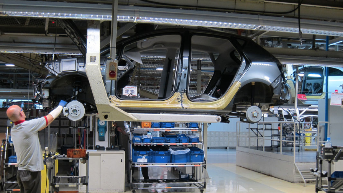 La industria, sector clave en el crecimiento de la economía. - EUROPA PRESS