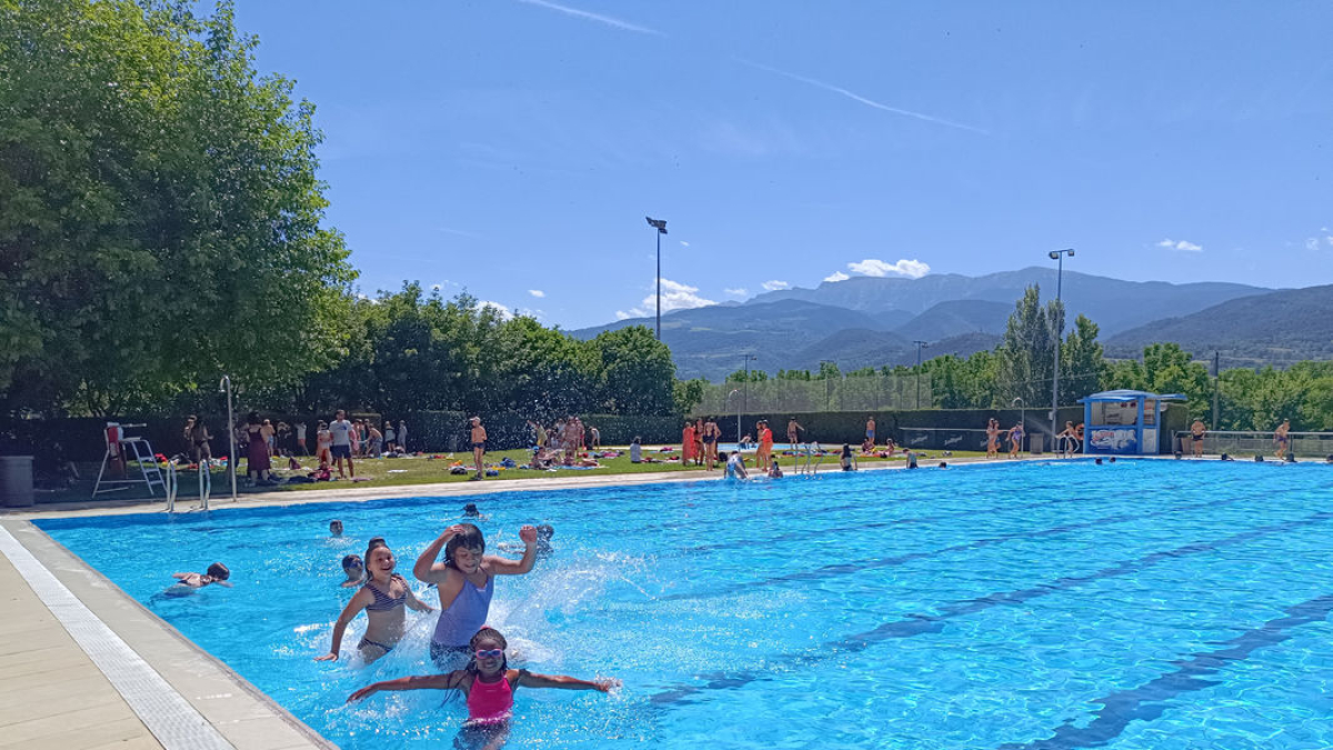Alumnos de las escuelas aprovecharon la mañana de ayer. - C.SANS