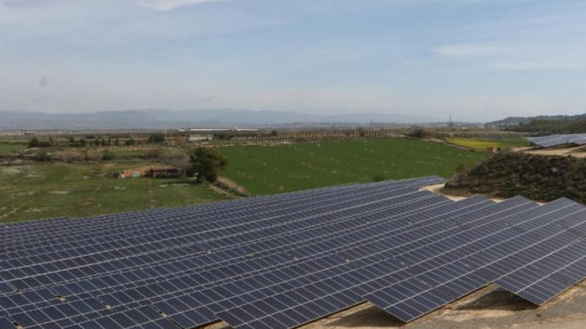 Imatge d’arxiu d’un parc solar a Lleida