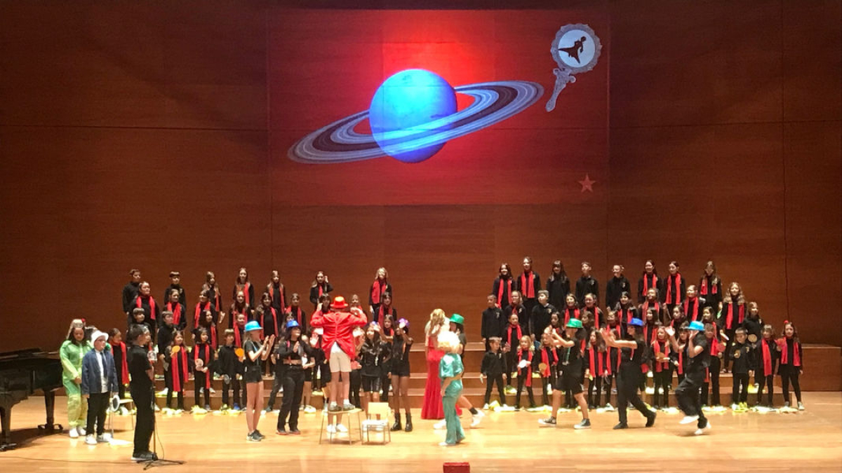 El Frederic Godàs va entregar les orles a l’Auditori Enric Granados. - CEIP FREDERIC GODÀS