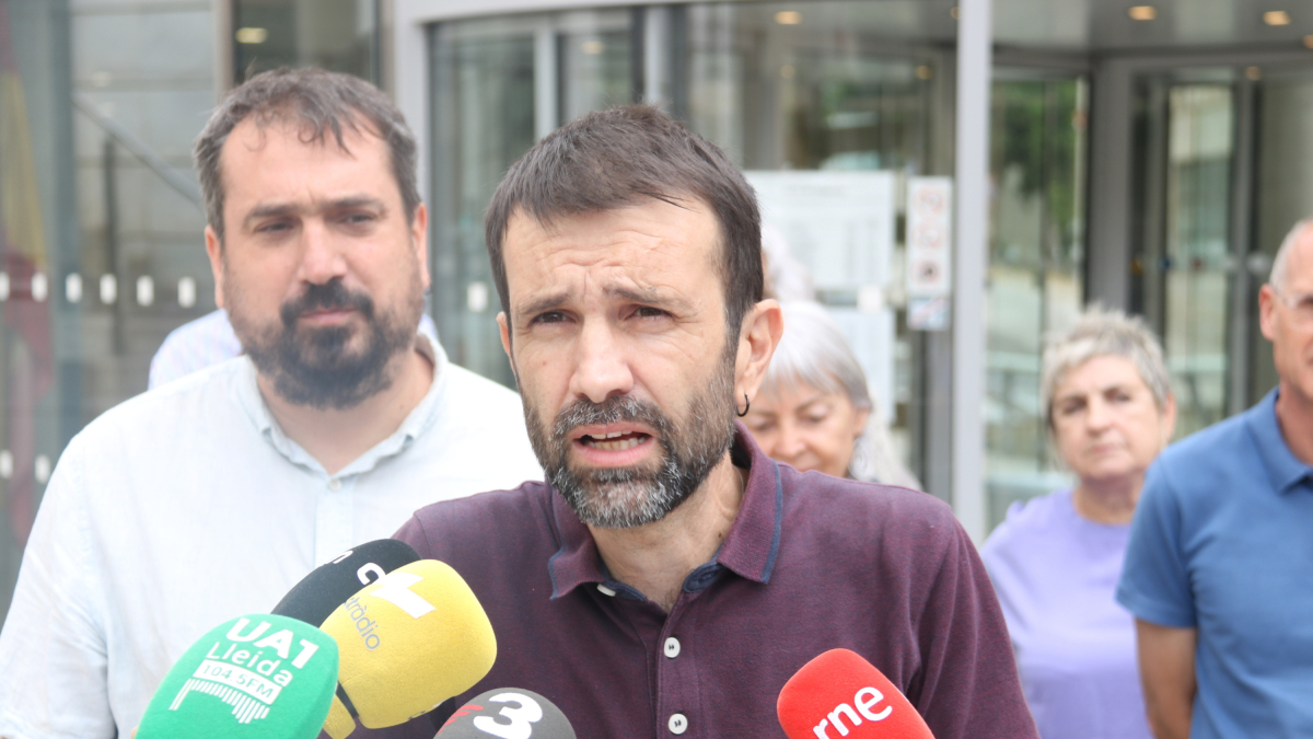 Pau Juvillà durante la rueda de prensa de este lunes ante los juzgados de Lleida.