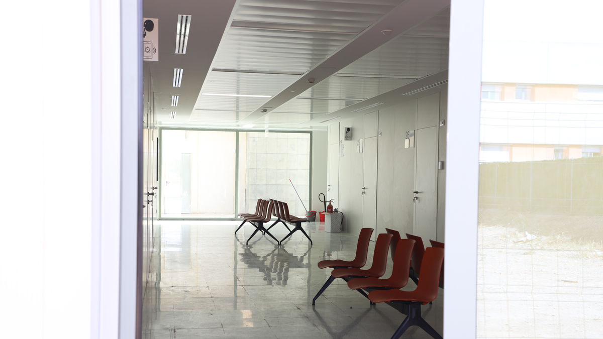 CAP de la Bordeta ■ Les obres d’ampliació del CAP de Bordeta-Magraners encaren la recta final. Les àrees de nova construcció permetran la creació d’un nou espai d’atenció continuada, dotze noves consultes de Medicina, Pediatria i Inferme ... - MAGDALENA ALTISENT