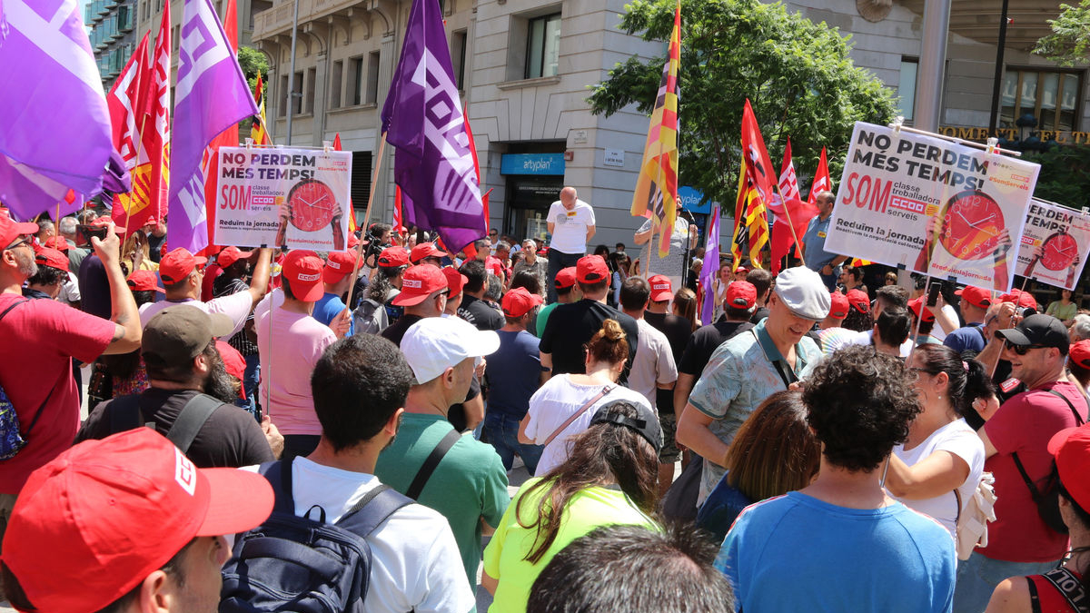 CCOO va instar ahir a Barcelona a fer realitat com més aviat millor la reducció de jornada. - AINA MARTÍ/ACN