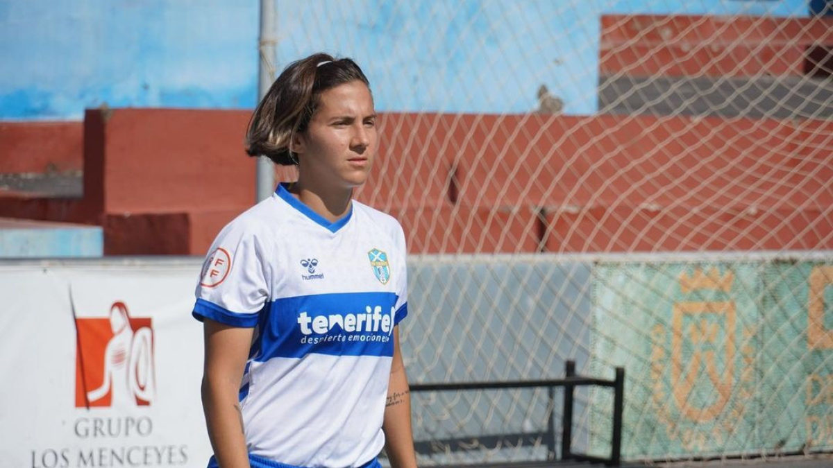 Una imagen de la venezolana Vero Herrera, con la camiseta del Costa Adeje Tenerife.