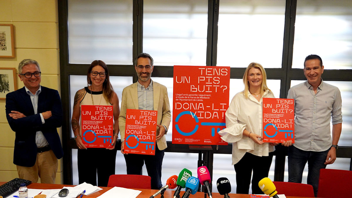 Hervera, de la Fuente, Iglesias i Freixa van presentar la campanya. - AJUNTAMENT DE LLEIDA