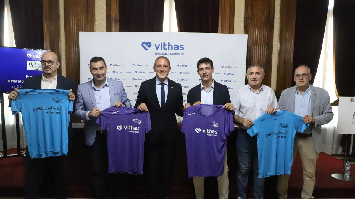 La III Marató Vithas Lleida es va presentar ahir a la Subdelegació del Govern central. - MAGDALENA ALTISENT