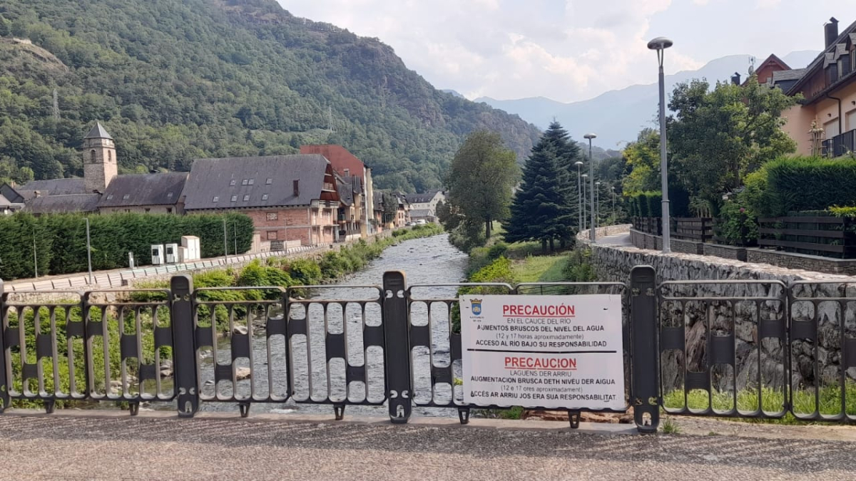 El riu Garona al seu pas per Les.