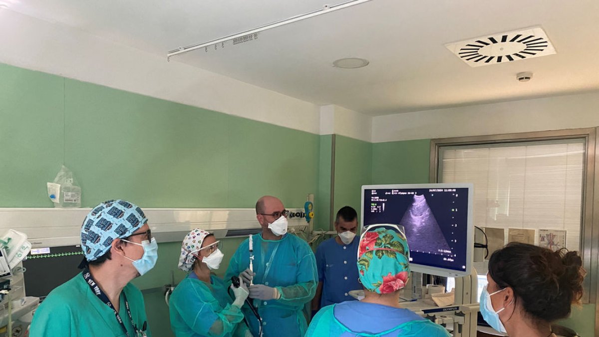 La unitat de Pneumologia de l'Arnau millora l'equip per a broncoscòpies - INSTITUT CATALÀ DE LA SALUT