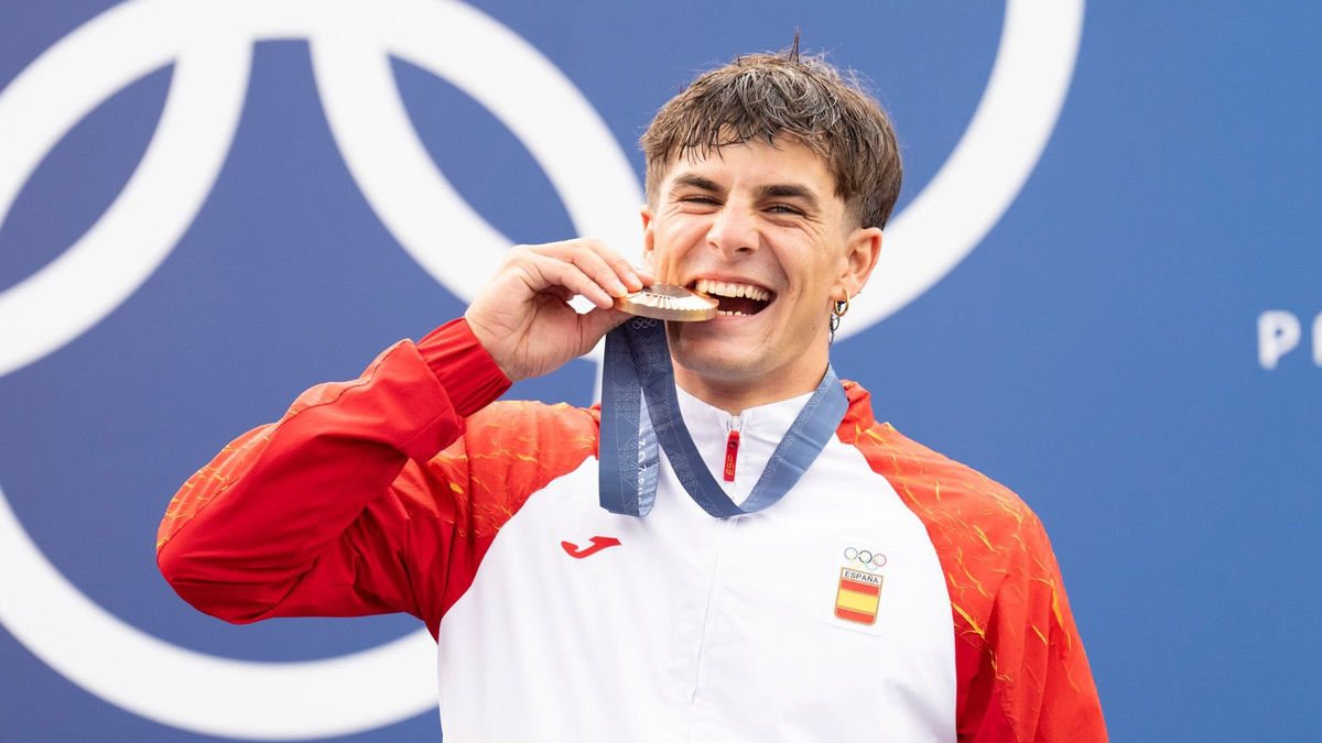 Pau Etxaniz muerde un bronce histórico para el eslalon. - COE